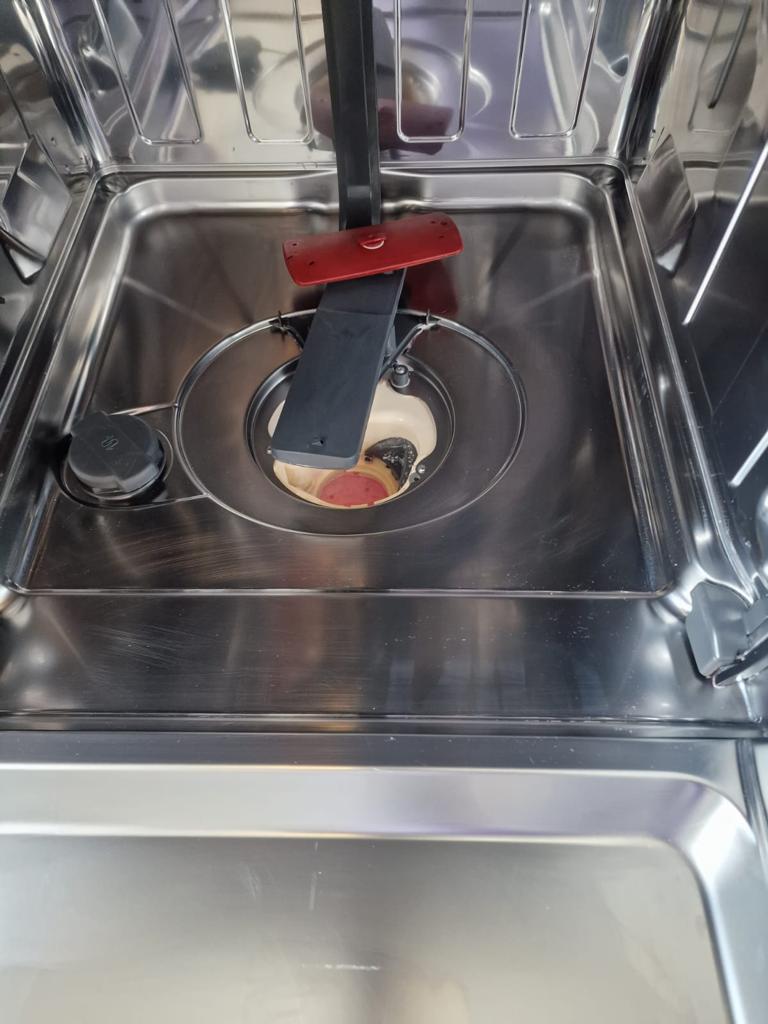 Professionelle Reinigungsarbeit August 2025